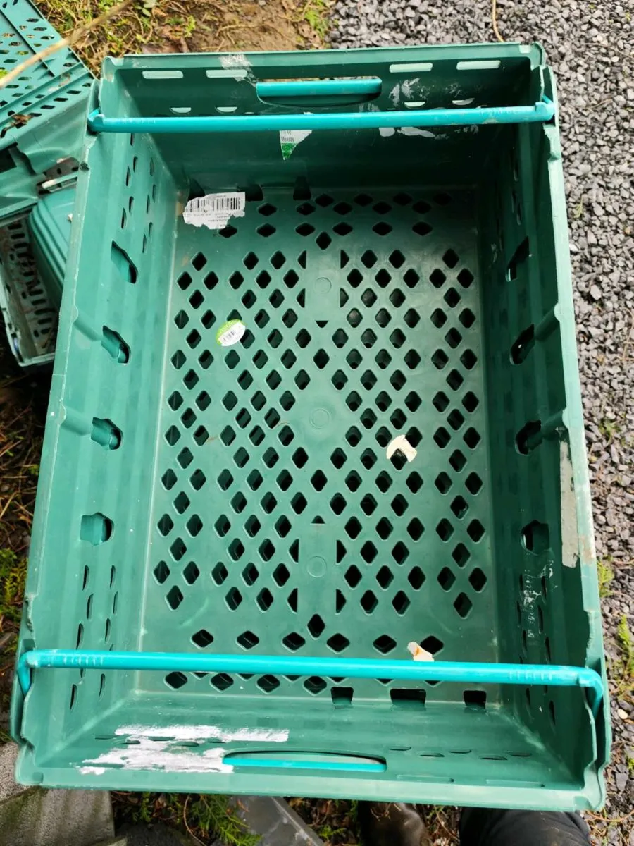 Plastic stacking crates boxes - Image 2