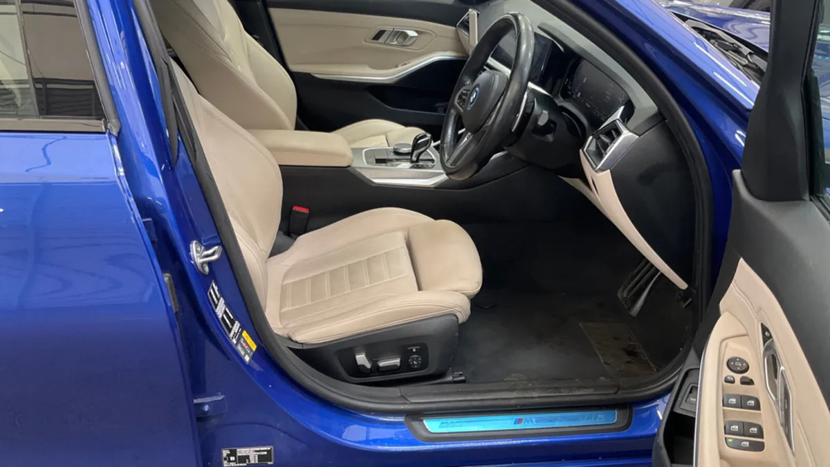 BMW 3 SERIES 330e M SPORT  // HIGH SPEC - Image 2