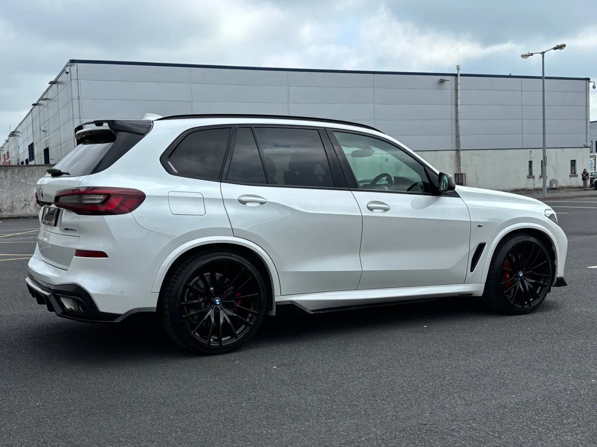 2021 BMW X5 M Sport Pro M Performance 45E FSH - Image 3