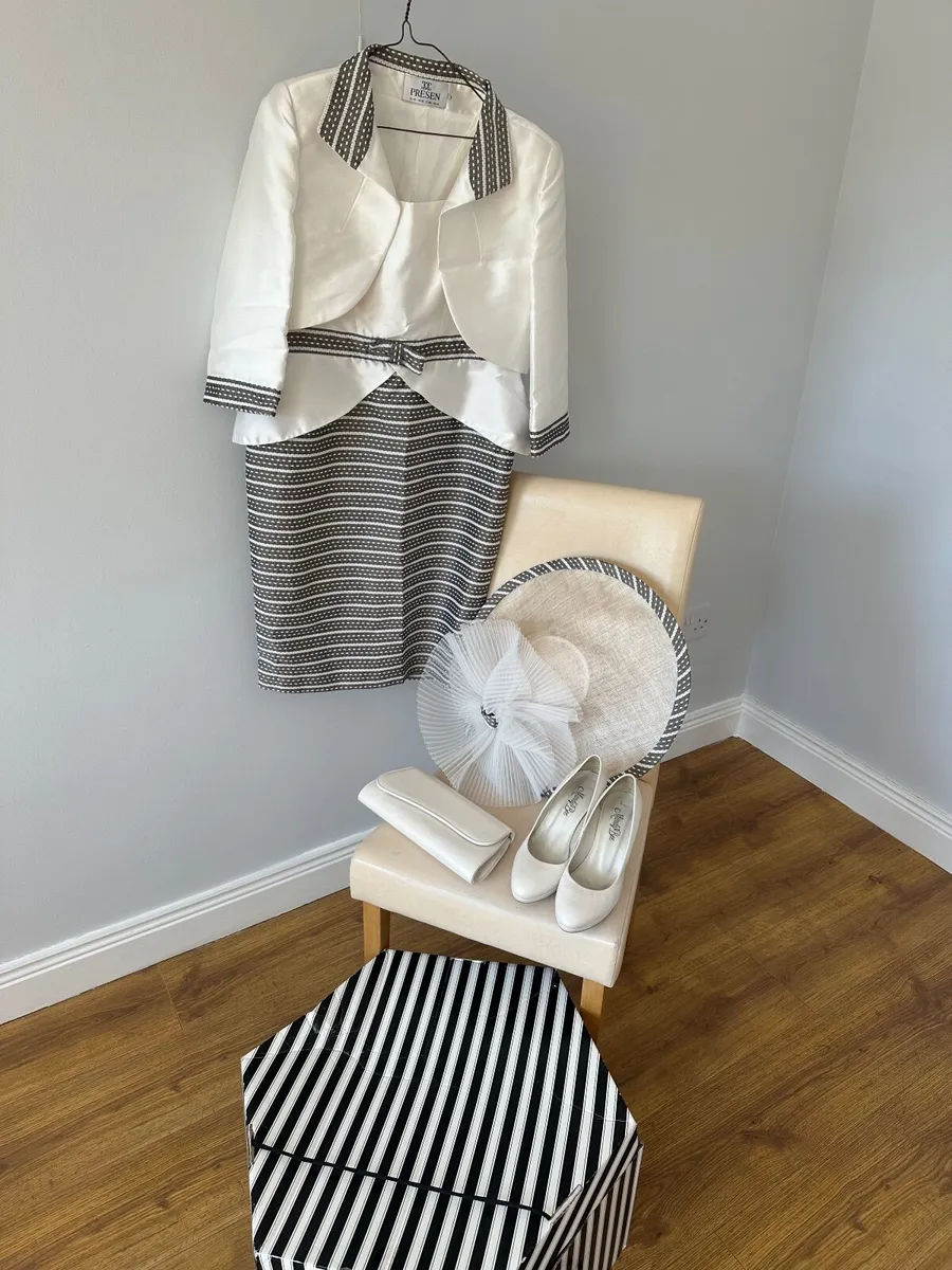 Mother of the bride outfit - Image 1