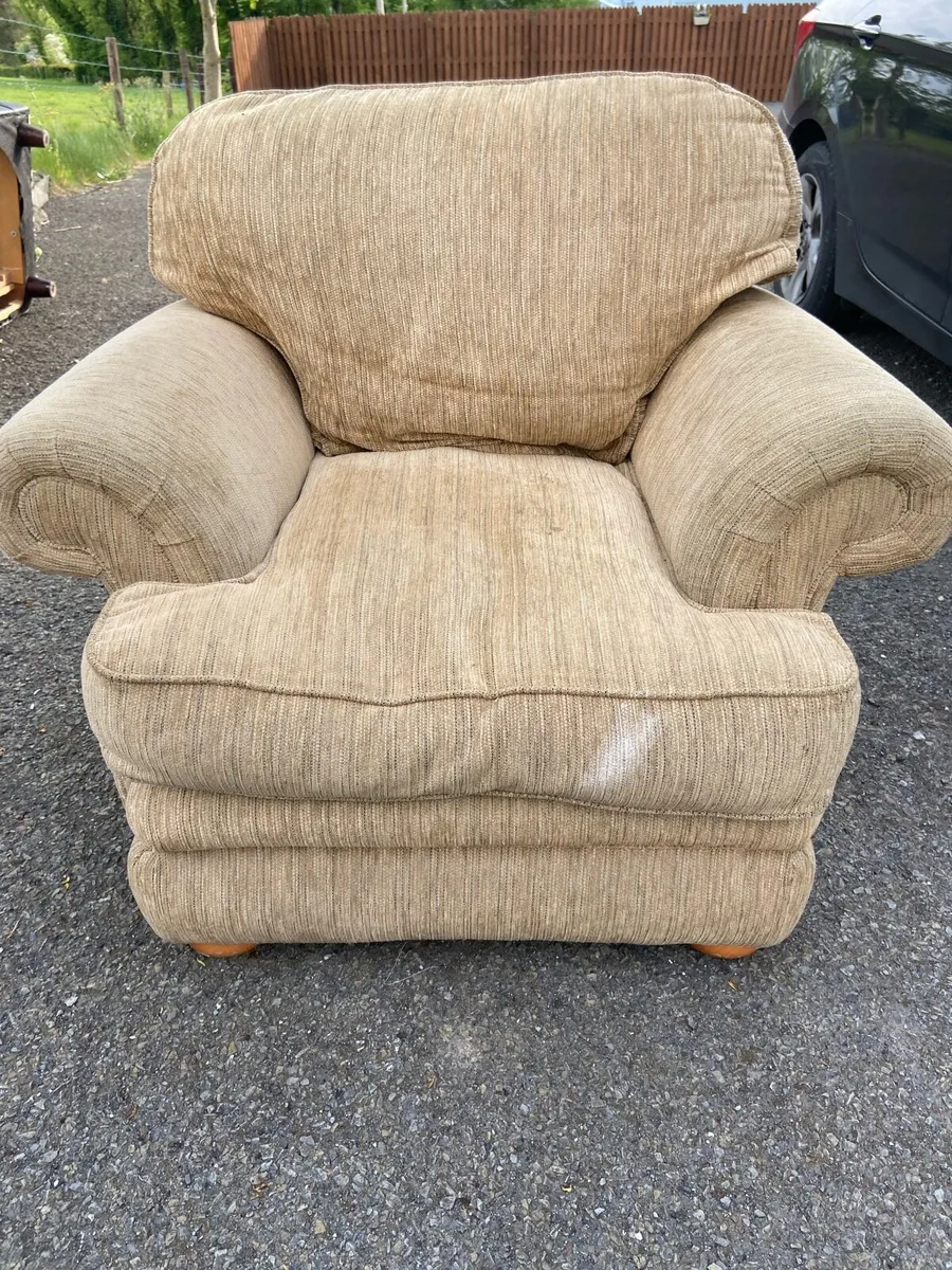 Armchair free - Image 1