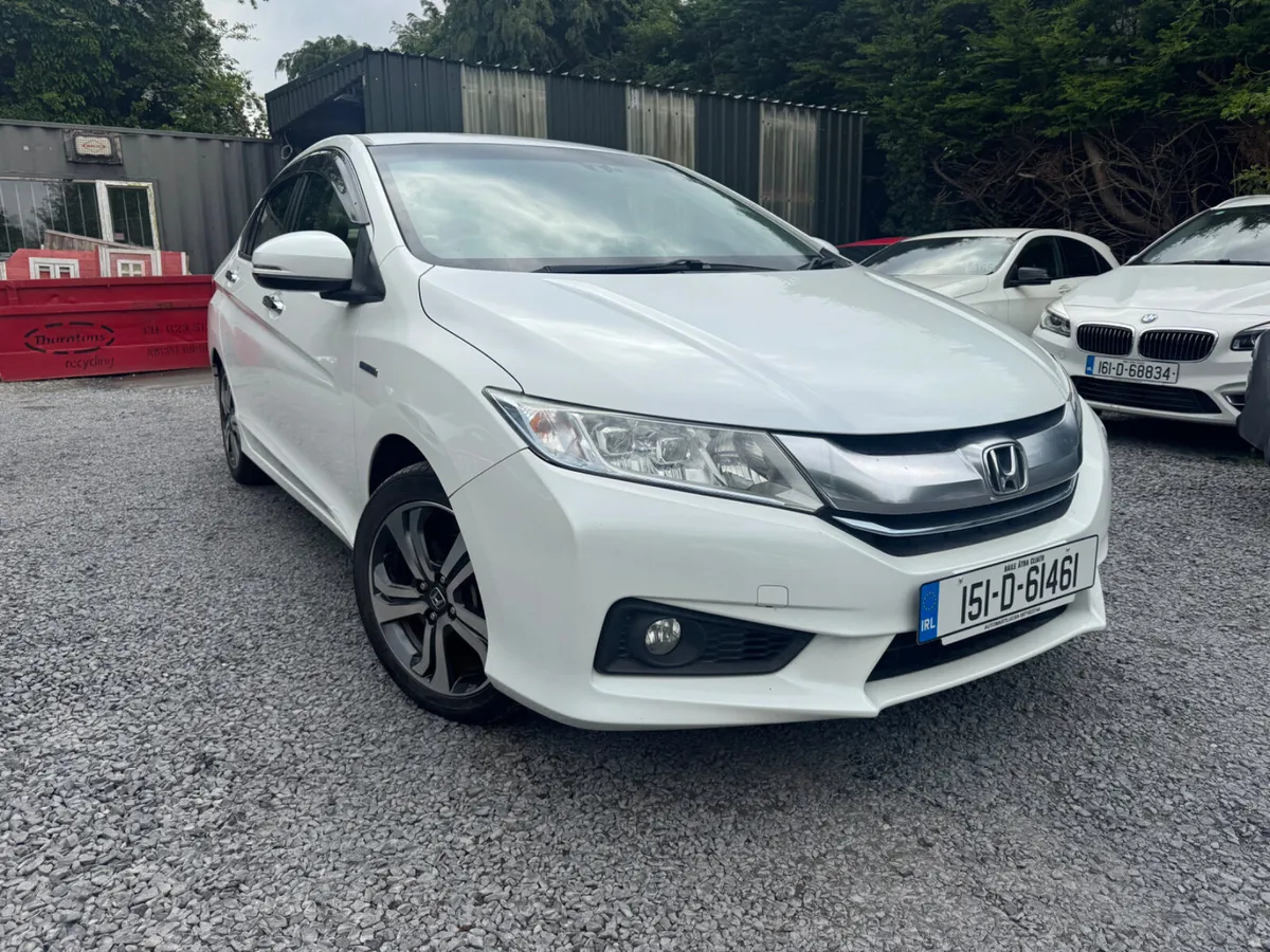 Honda Grace 2015 Exclusive Top Specs - Image 1