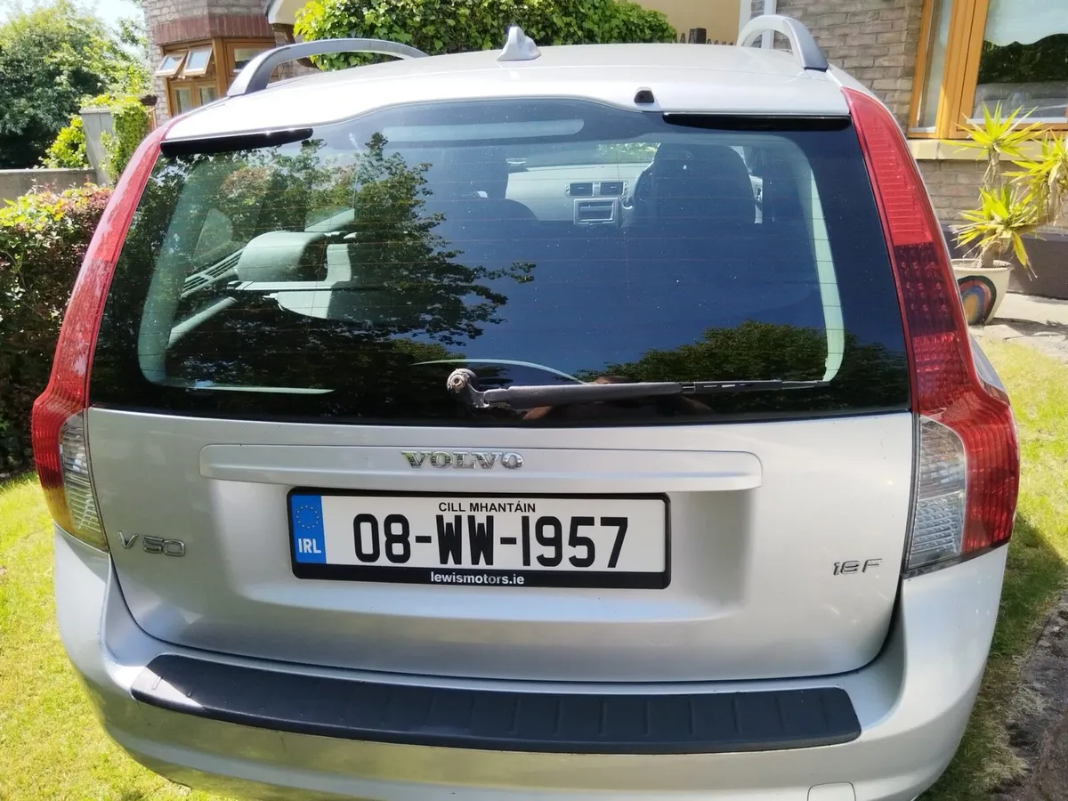 Volvo v50 - Image 2