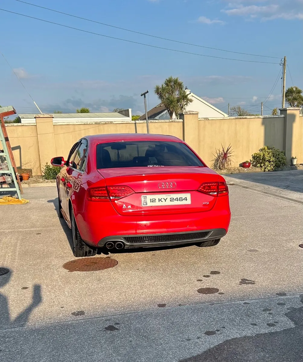 Audi A4 2012 - Image 2