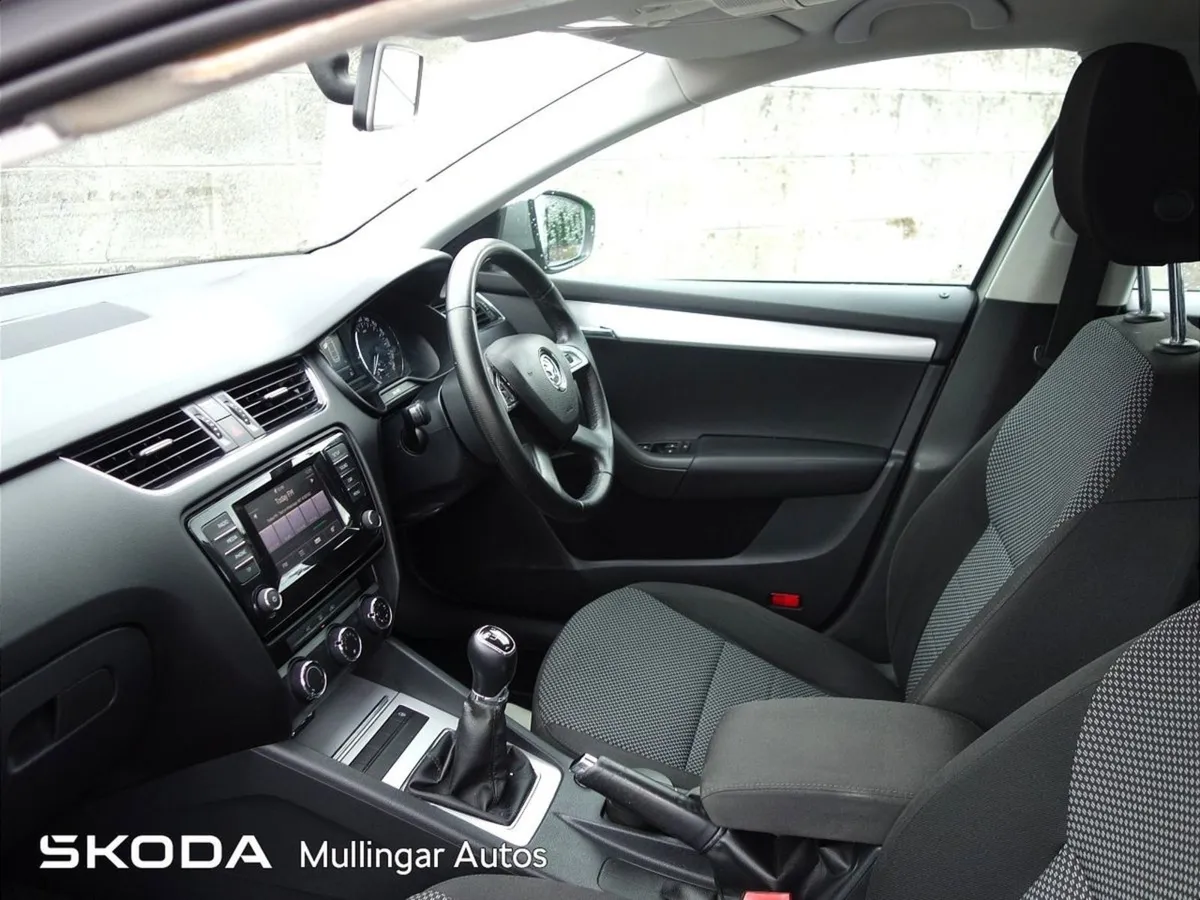 Skoda Octavia 1.2 TSI 86bhp Ambition - Image 4