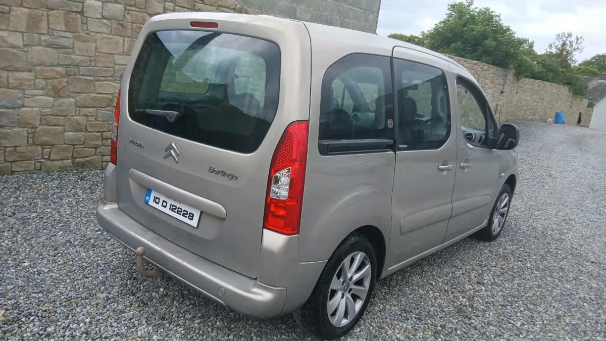 2010 citroen berlingo multispace nct &tax €1600 - Image 2