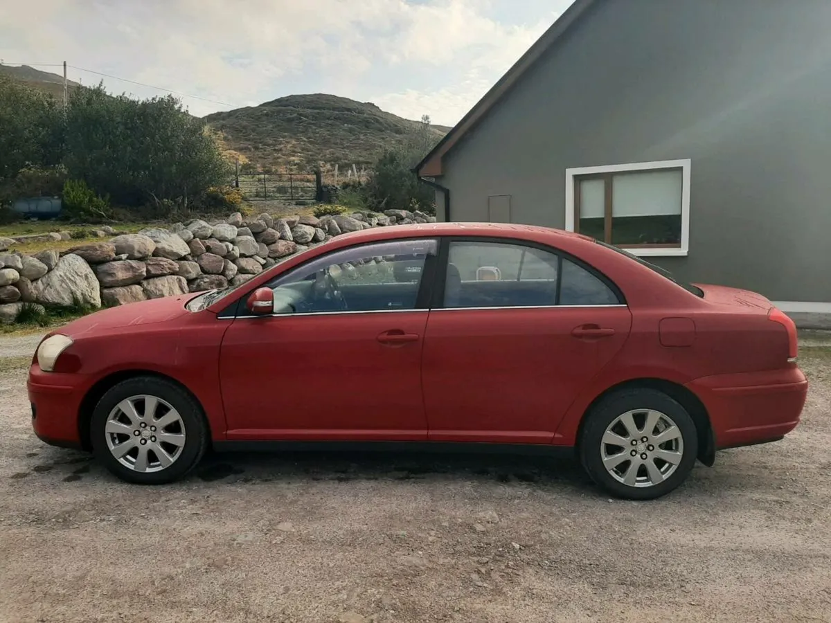 Toyota Avensis 1.6 - Image 4