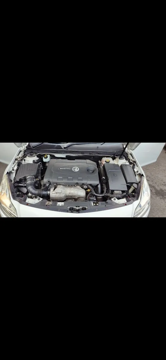 Vauxhall Insignia 2012 - Image 2