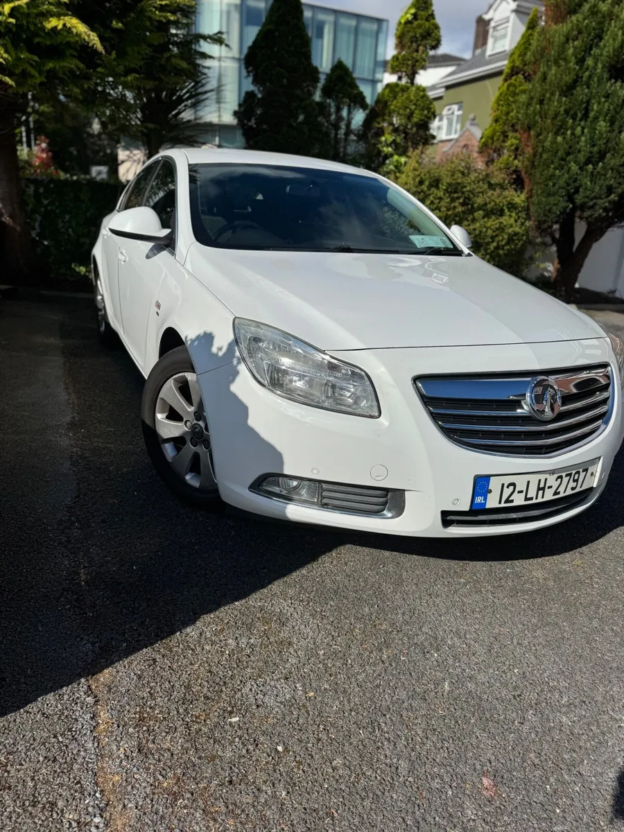 Vauxhall Insignia 2012 - Image 1