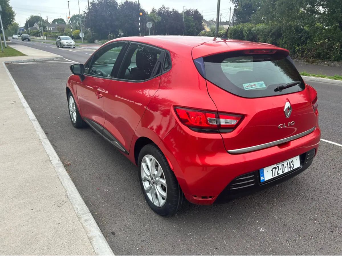 Renault Clio IV DYNAMIQUE NAV 1.2 PETR 4DR Petrol - Image 4