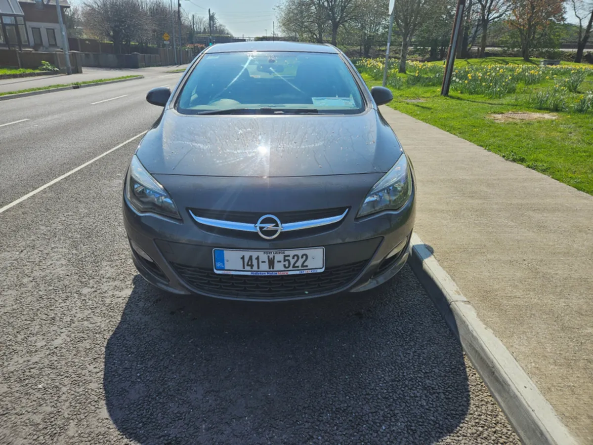 Opel Astra SC 1.4 100PS 5DR - Image 2