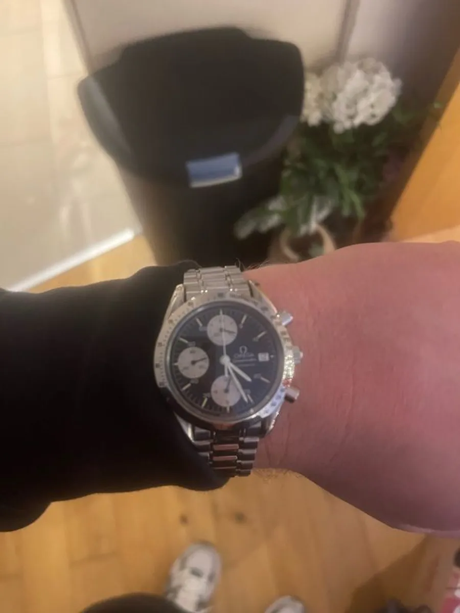 watch - Image 1