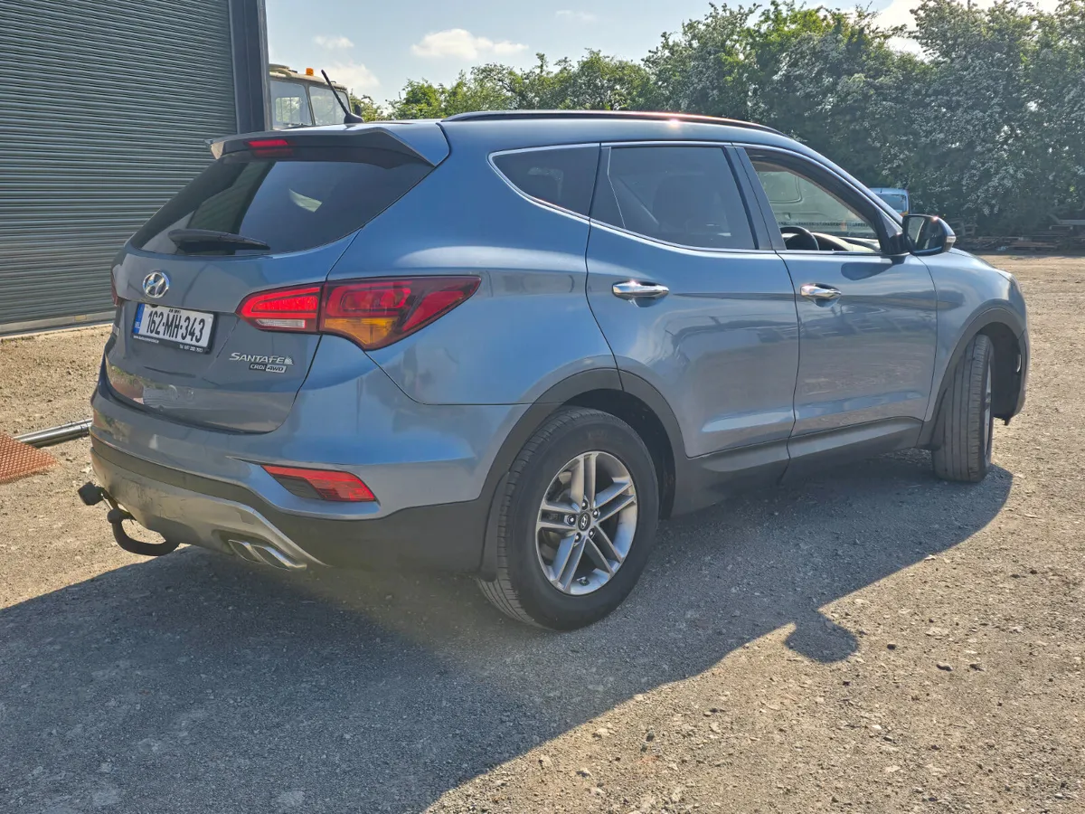 161 HYUNDAI SANTA FE *2.2*7 SEATS*4 WD* - Image 2
