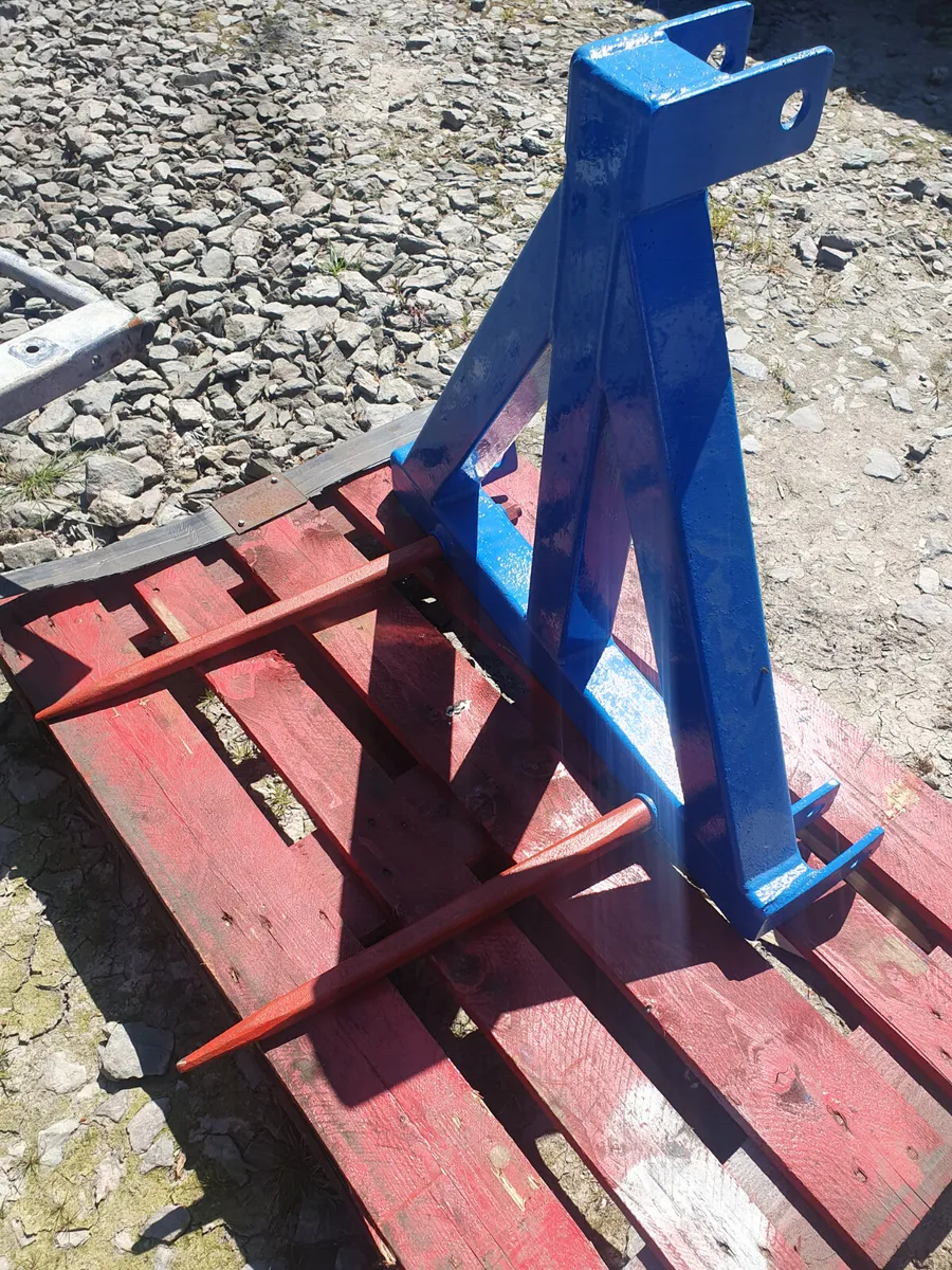 Single Bale Spike Rear Mounted - Image 2