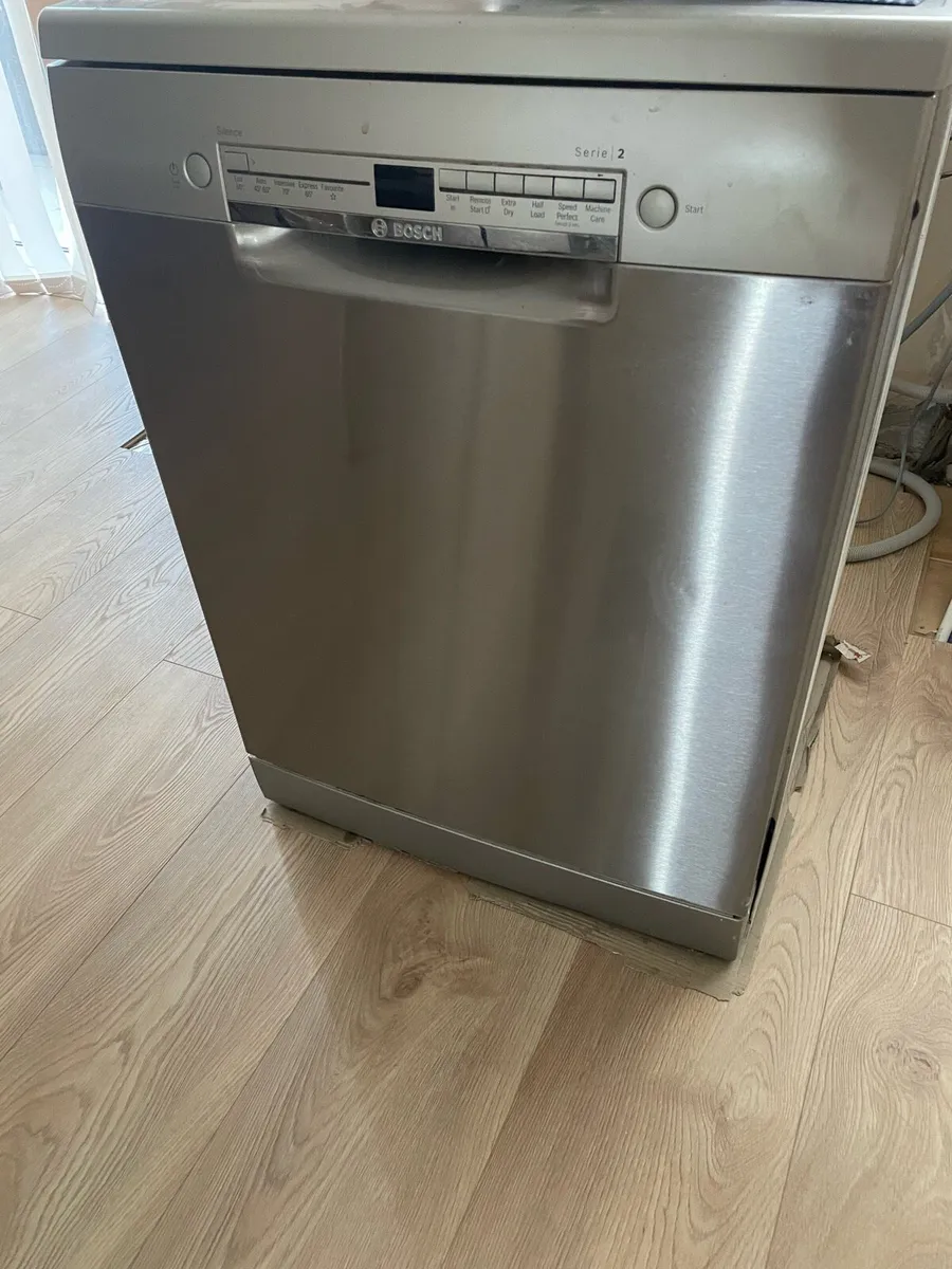 Dishwasher - Image 2