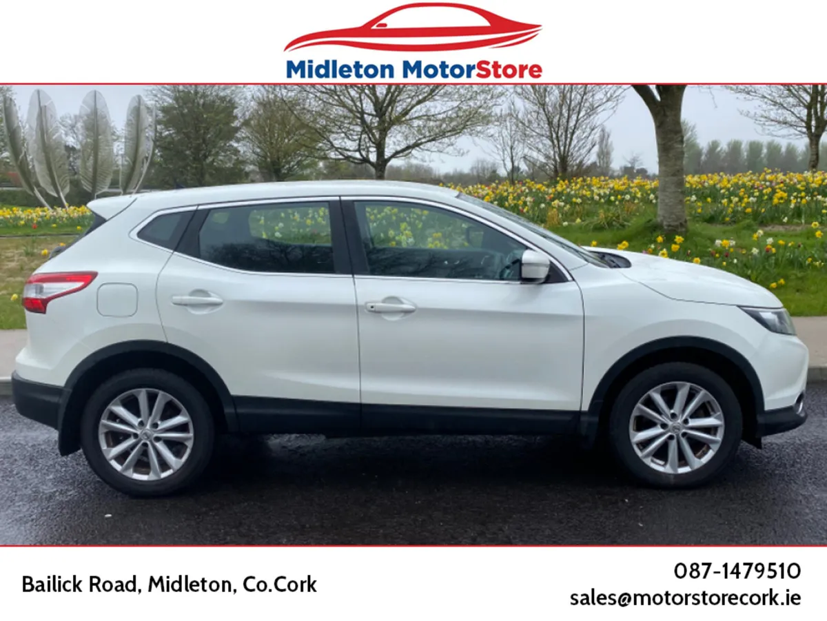 Nissan Qashqai 1.5 DSL SV 4DR Diesel - Image 3