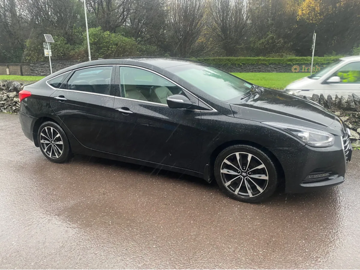 Hyundai i40 // TRADE SALE ONLY //EXECUTIVE 4DR Die - Image 2