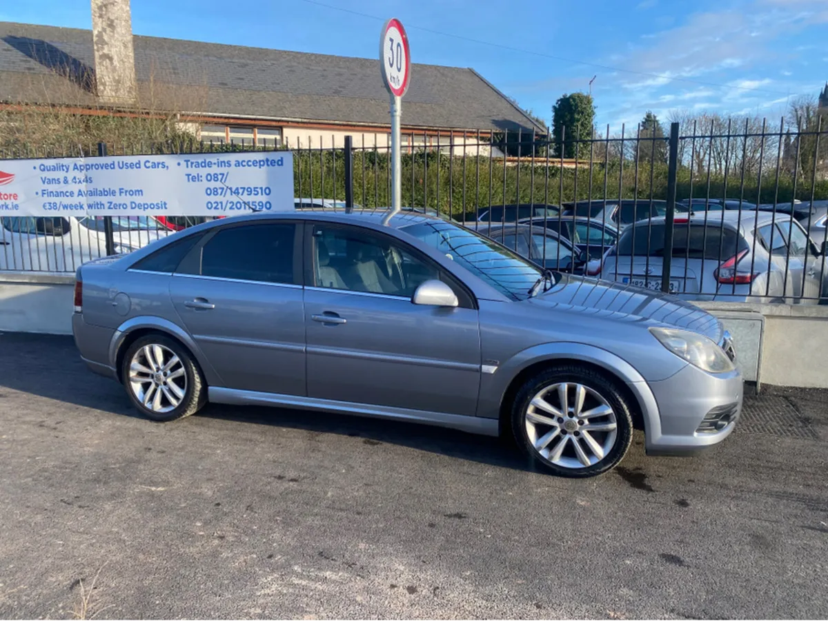 Vauxhall Vectra 1.9 CDTI SRI 147BHP 5DR 150PS - Image 2