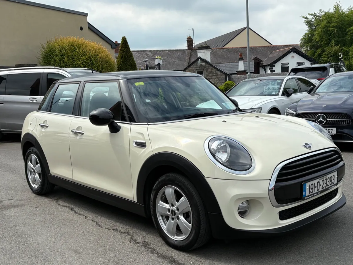191 Mini Cooper 1.5 Petrol - Image 3