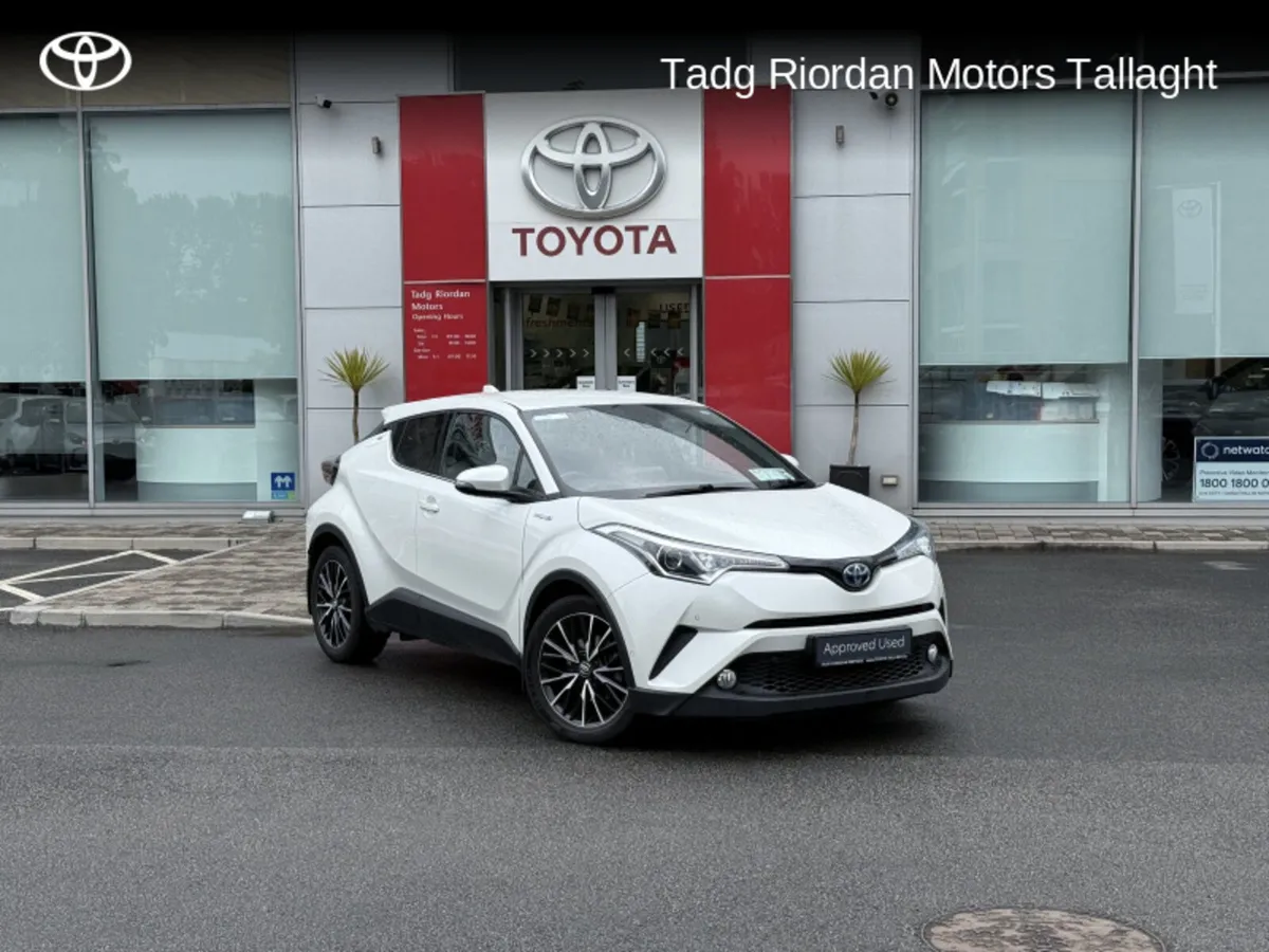 Toyota C-HR HYBRID SOL - Image 1