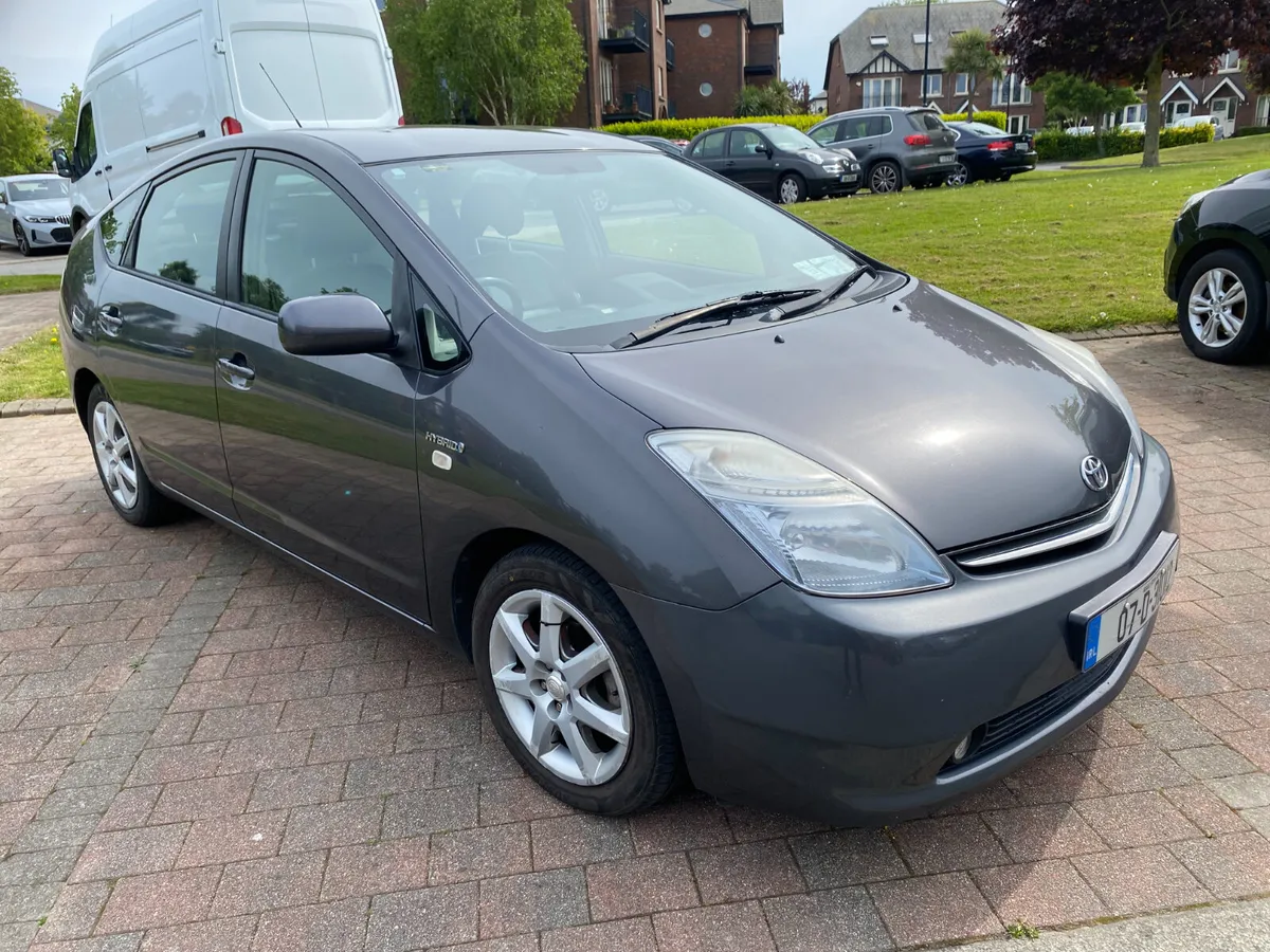 Toyota Prius  - €3,750 - 0868212190 - Image 1