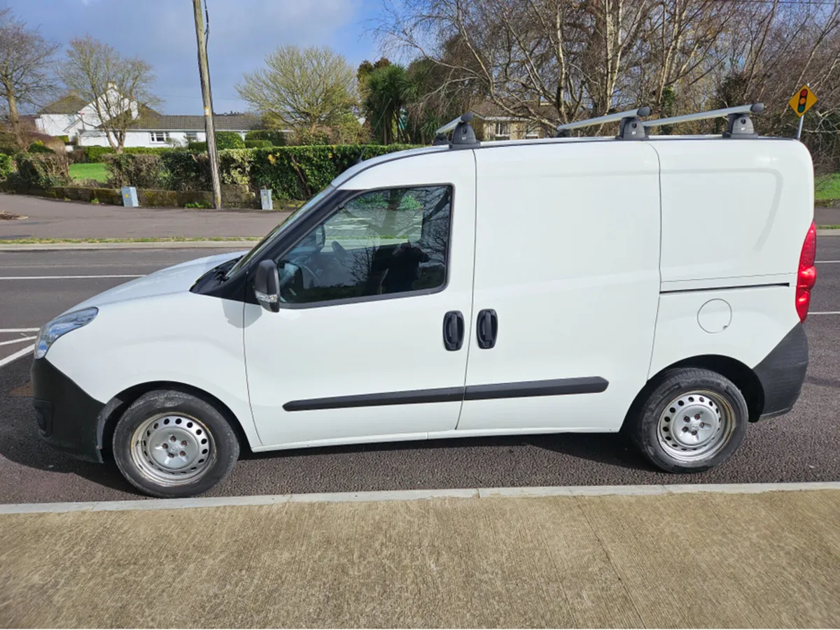 Opel Combo VAN L1H1 2000 BASE 1.3 CDTI 2 2DR Diese - Image 4