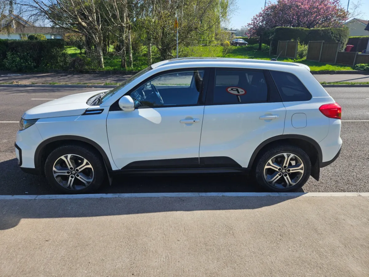 Suzuki Vitara GLX DIESEL ALLGRIP 5DR - Image 4