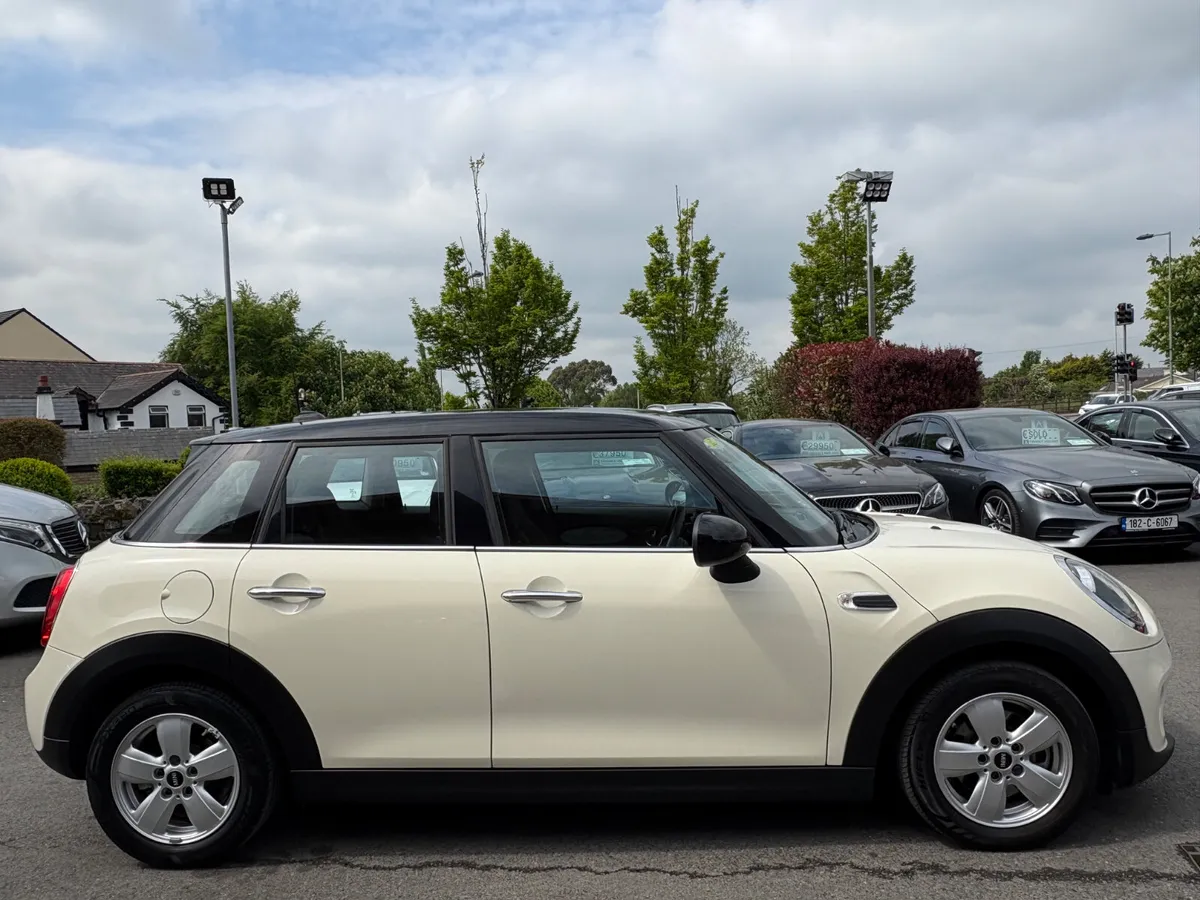 191 Mini Cooper 1.5 Petrol - Image 4