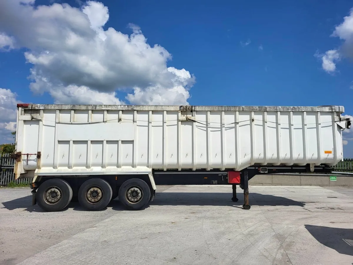 Bulk alloy tipping trailer - Wilcox - Image 1
