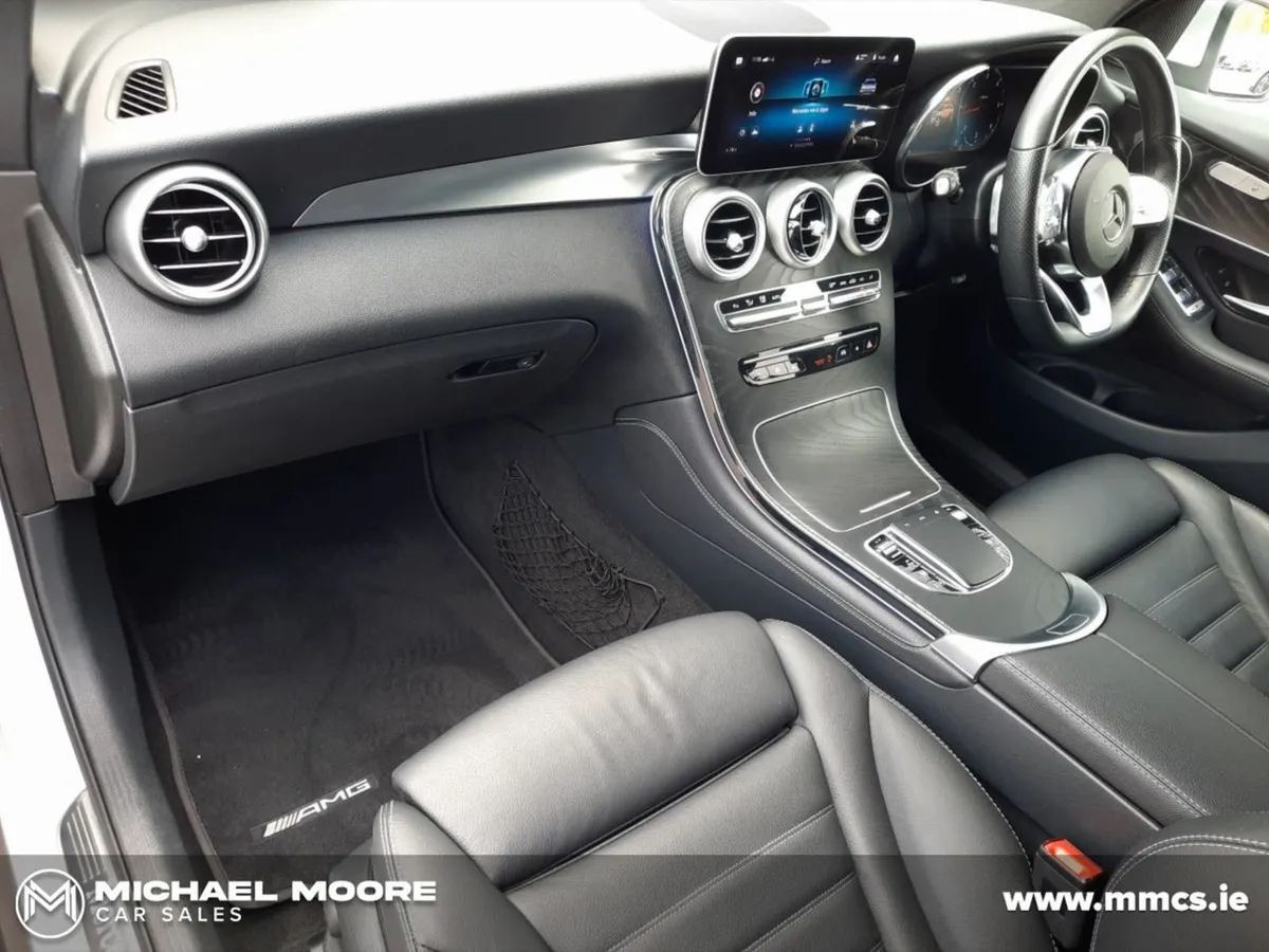 Mercedes-Benz GLC Glc220d 4matic AMG Premium Line - Image 4