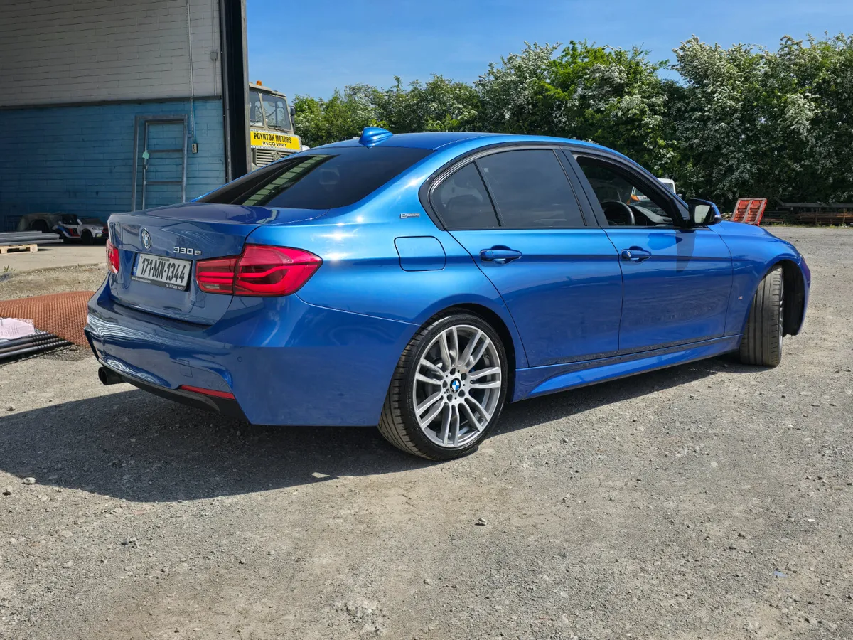 171 BMW 330e *M SPORT*HYBRID*MINT* - Image 2