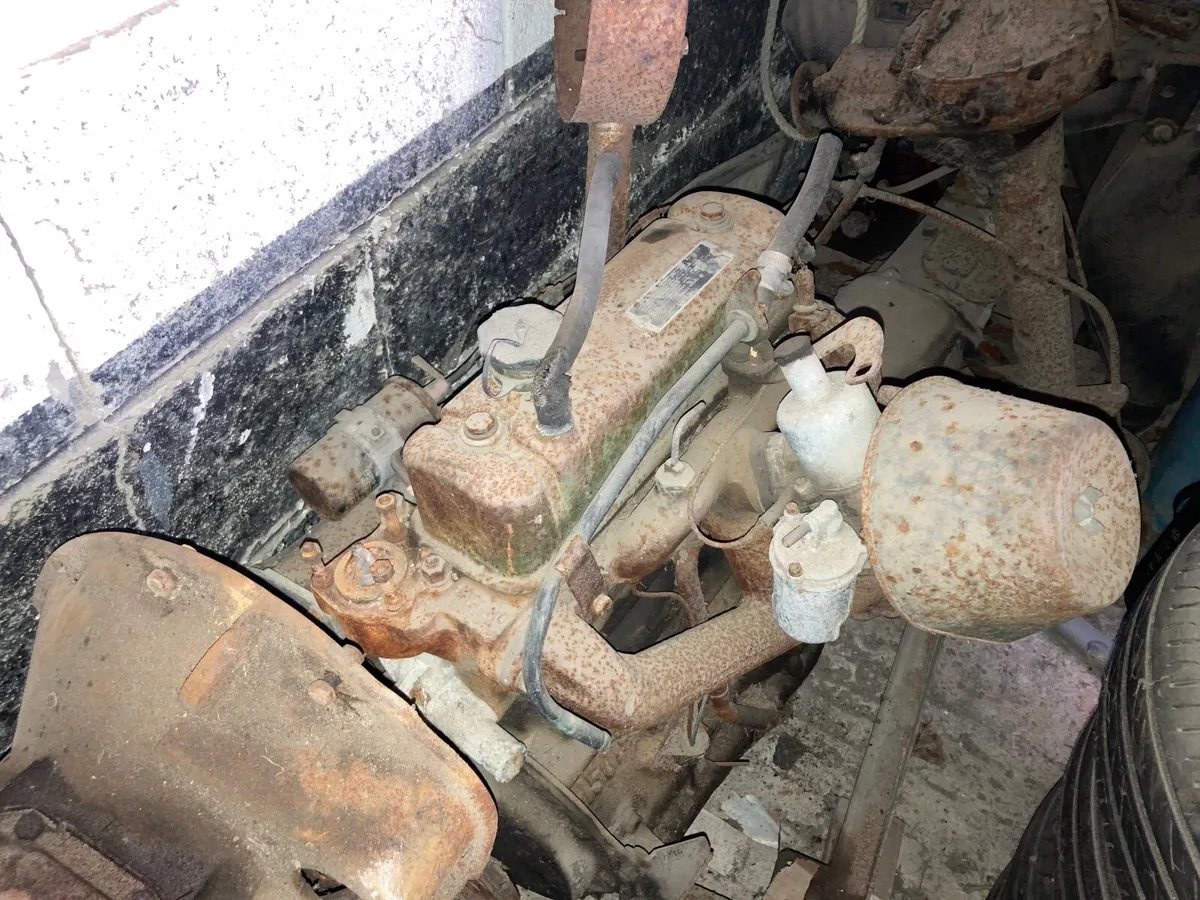 Selection of Mercedes, Minor & Wolseley Parts - Image 4
