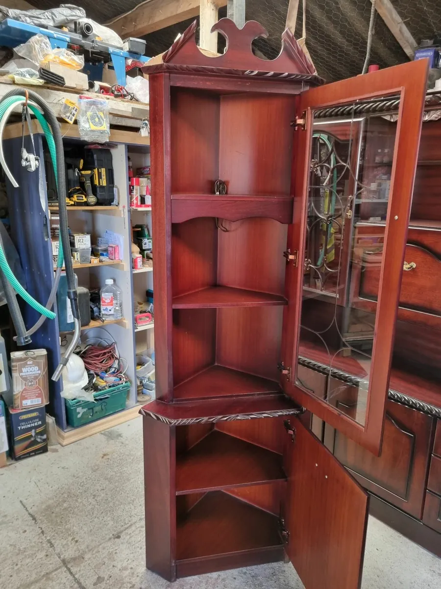 3x Shelving Units - Image 1