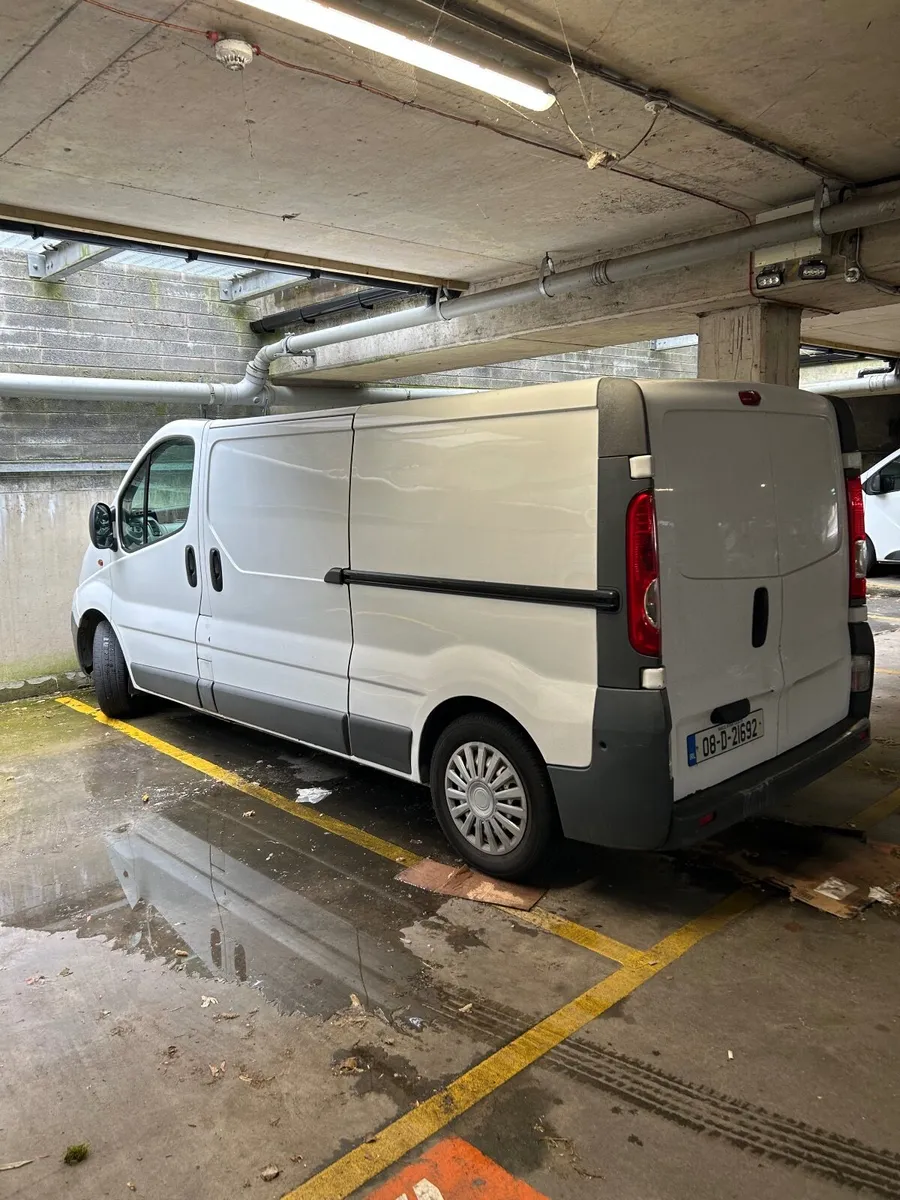 Opel Vivaro 2008 breakdown - Image 1