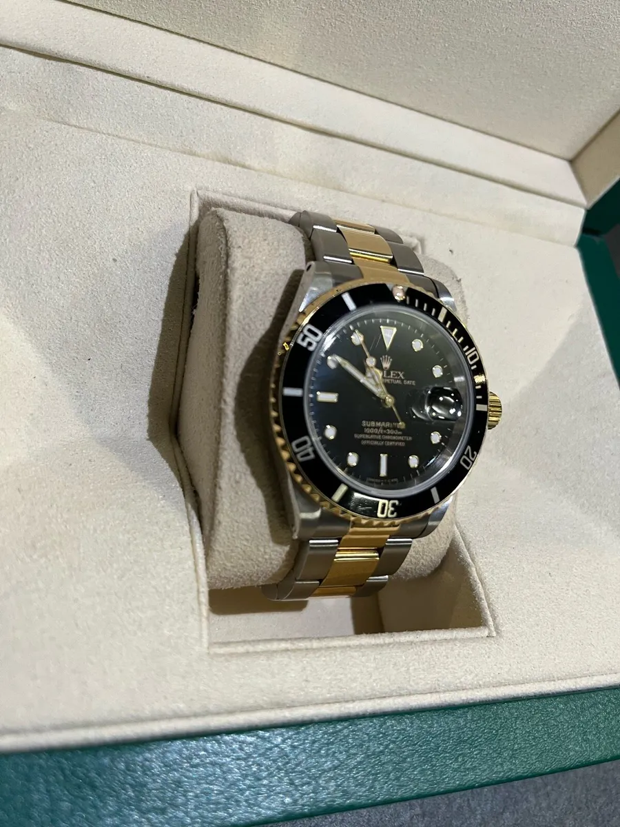 Rolex Submariner Excellent Condition - Image 2