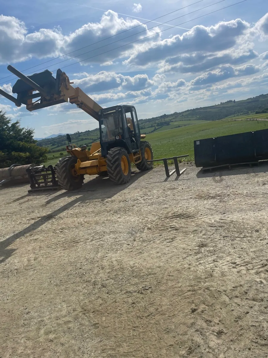 525-67 JCB teleporter - Image 1