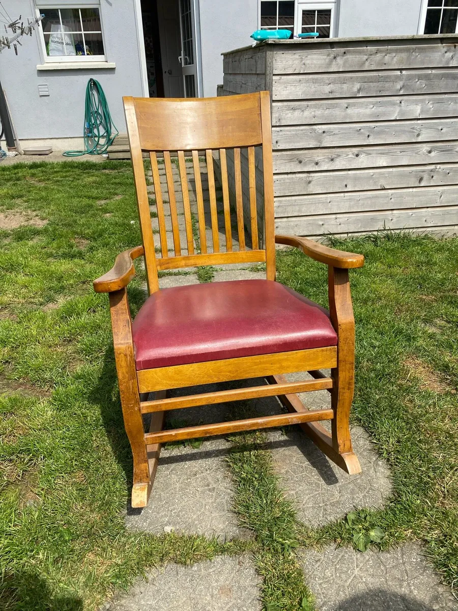 Rocking chair - Image 1