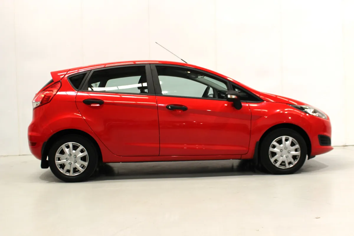 Ford Fiesta 2015 1.0 zetec - Image 2