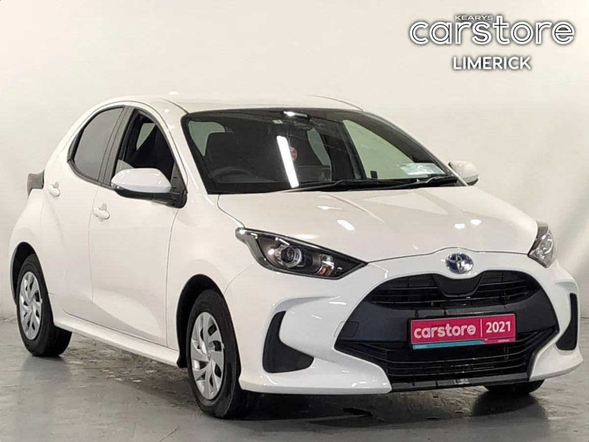 Toyota Yaris 1.5 PET Hybrid - Image 1