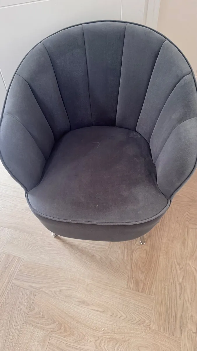 Furniture - chair - Image 4