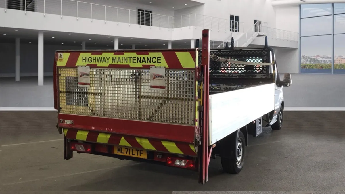 2021 TRANSIT 130 350 14FT DROPSIDE WITH TAILLIFT - Image 4