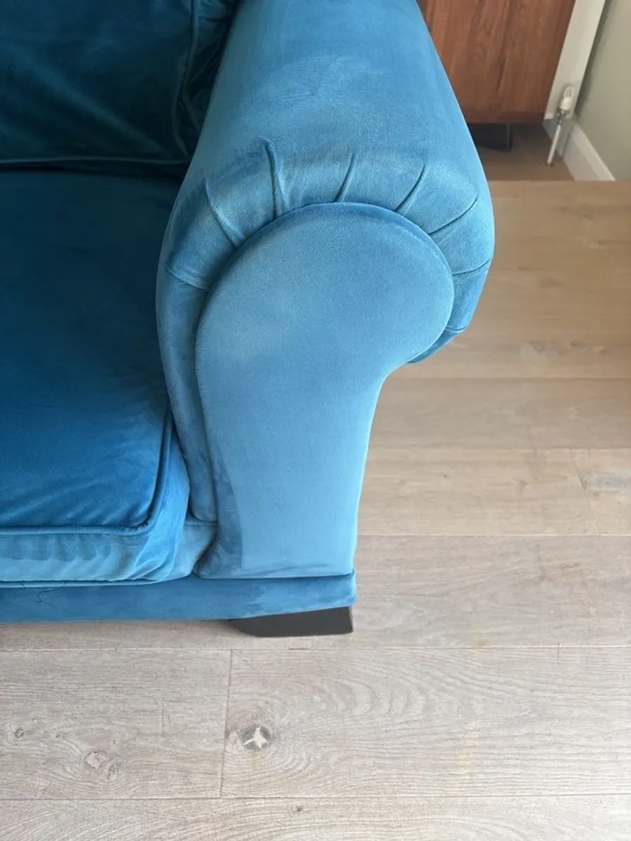 Sofa suite 3+2 seater - Image 4