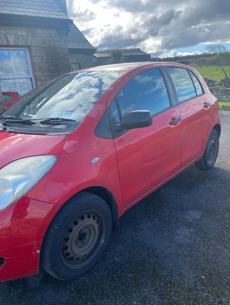 Toyota Yaris 2007 - Image 4