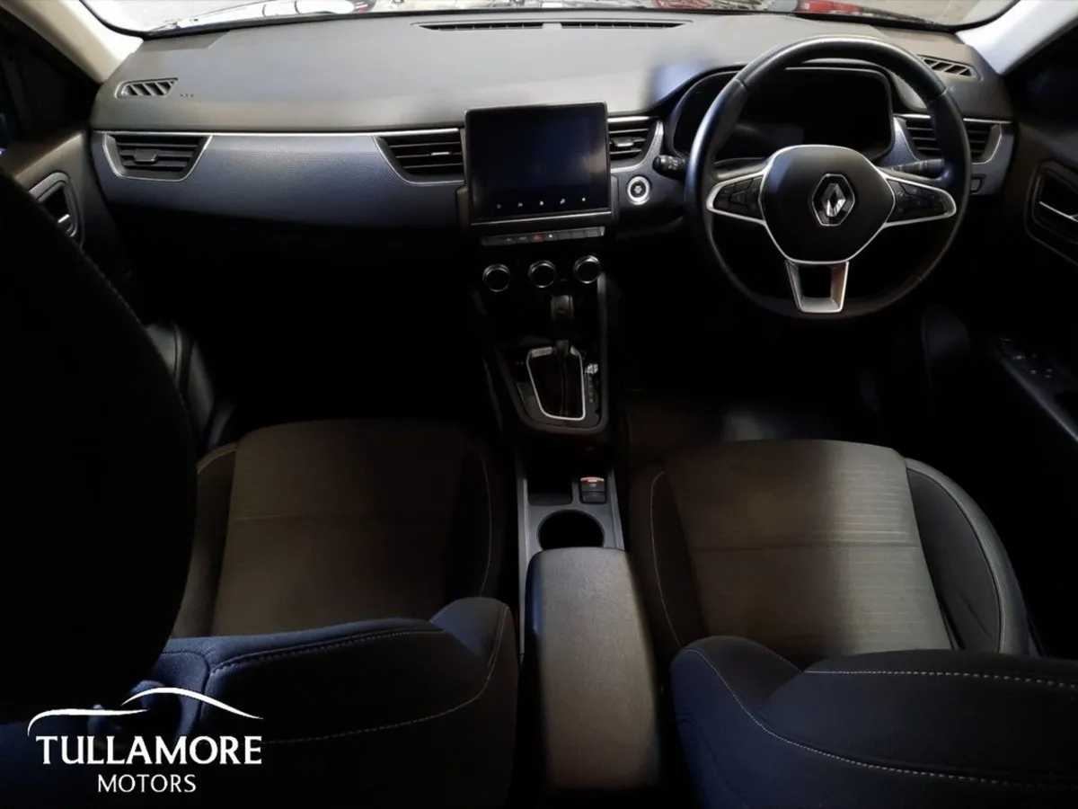 Renault Arkana Iconic E-tech Hybrid 145 Auto - Image 2