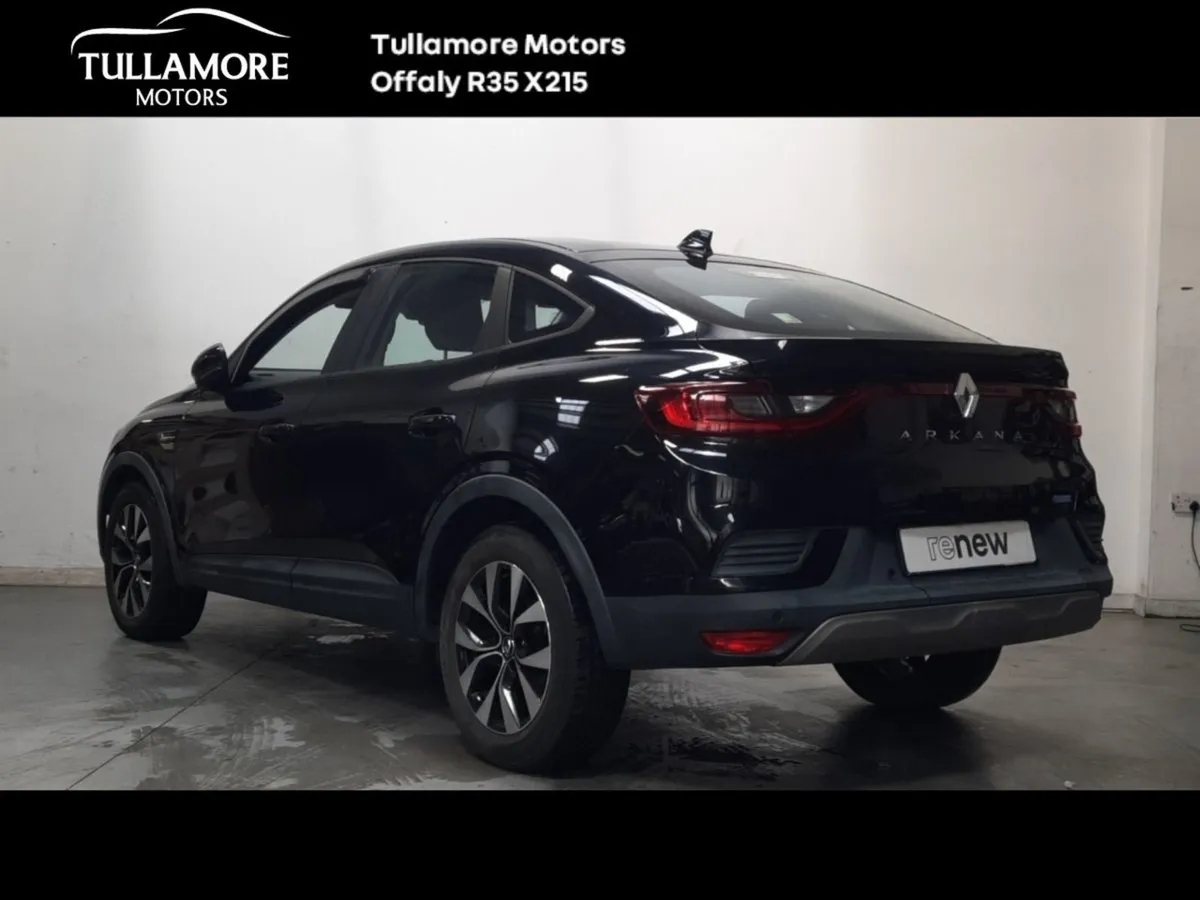Renault Arkana Iconic E-tech Hybrid 145 Auto - Image 3