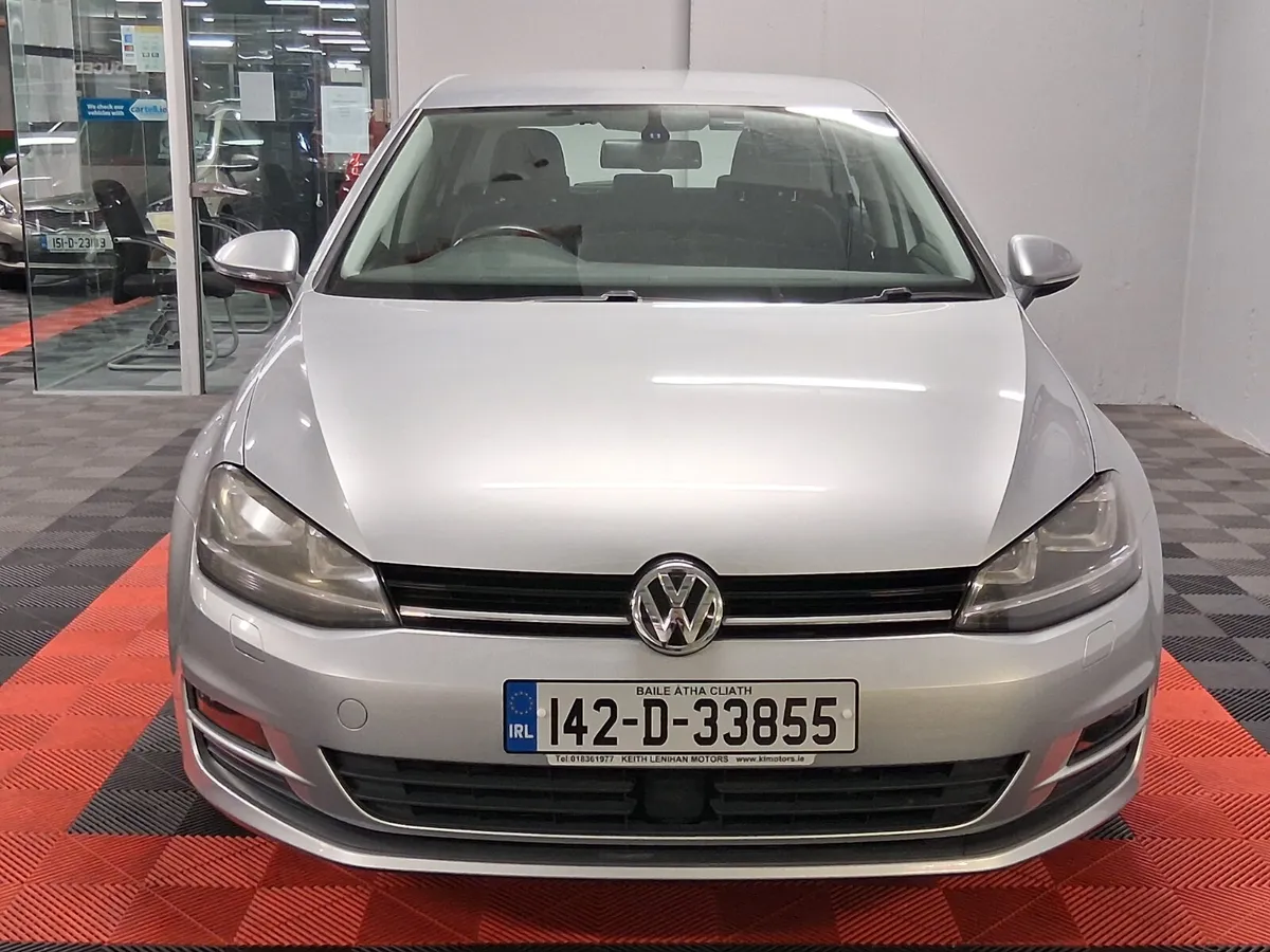 2014 Volkswagen Golf **LOW KLMS - AUTO** - Image 4