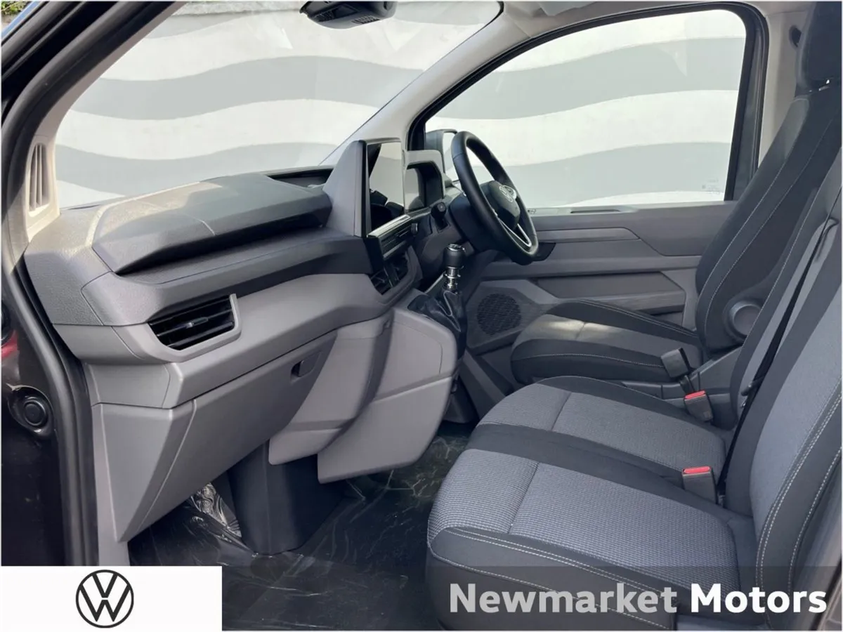 Volkswagen Transporter Long Wheel Base 6 Speed 2. - Image 4
