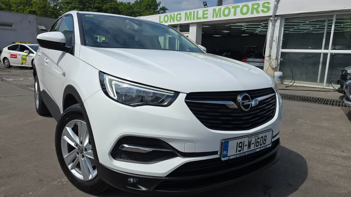 Opel Grandland X 2019 AA APPROVED - Image 3