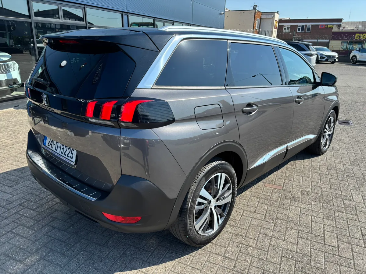 2024 Peugeot 5008 Allure 1.5d - Image 4