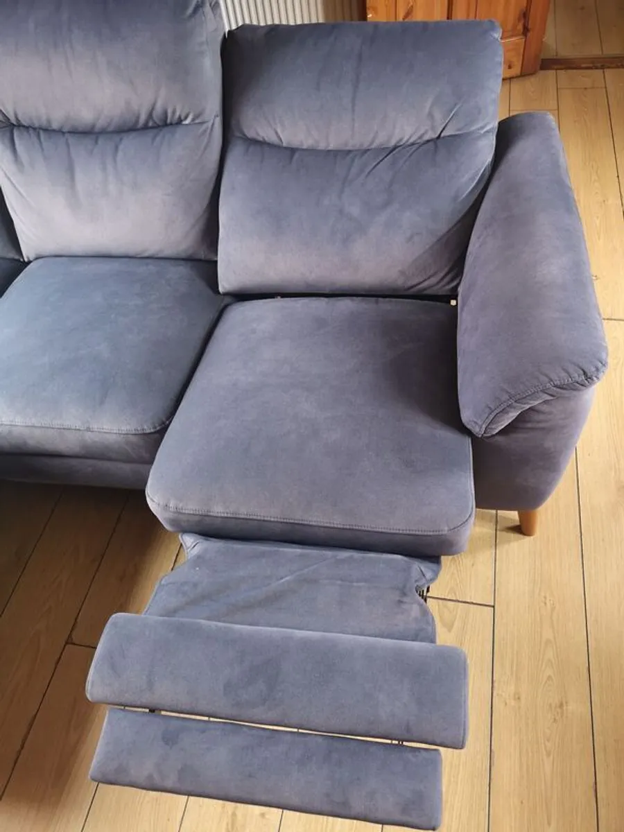 Sofa - Image 4
